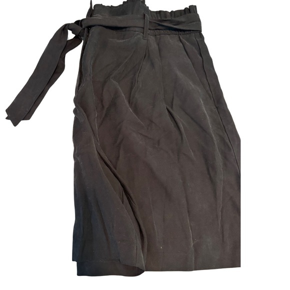 Simply Vera wang high-waisted black trouser shorts - pleats and tie belt‎ - Picture 5 of 9